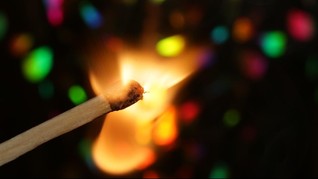 Diduga Ingin Bunuh Diri, Perempuan di Ciputat Bakar Diri