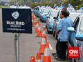 Bola Panas Corona Menggulung Nasib OB hingga Sopir Taksi