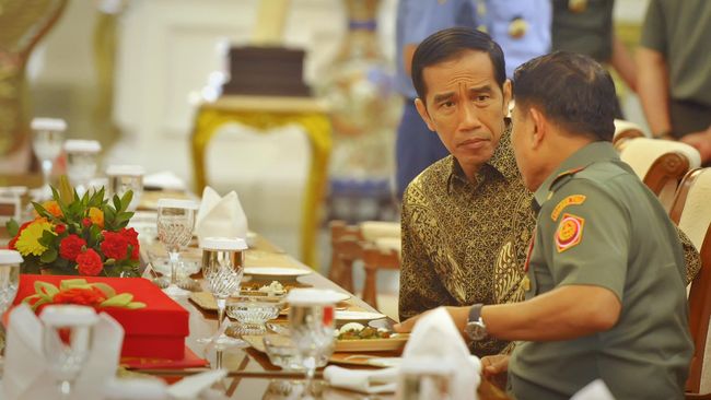 Kisruh KPK-Polri, Konflik Batin Jokowi