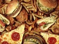 Cara Melepaskan Diri dari Rayuan Gombal Junk Food