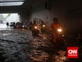 Berteduh Sembarangan di Bawah Flyover Bisa Ditilang Polisi