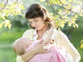 Tujuh Tips Liburan untuk Ibu Menyusui