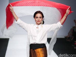 Melestarikan Wastra di Era Digital dan Upaya Mendukung UMKM