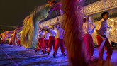 Hong Kong adalah salah satu lokasi penyelenggaraan Tahun Baru Imlek yang meriah. Perayaan Tahun Baru ini akan diramaikan dengan Parade International Chinese New Year. (REUTERS/Tyrone Siu)