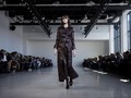 Disebut Merugi, Calvin Klein Tutup Divisi 'High-End'