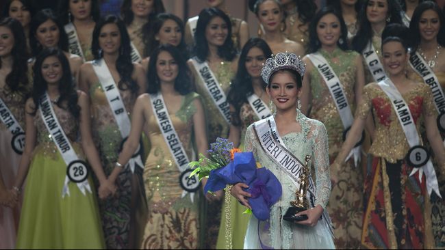 Cantiknya Anindya Kusuma Putri sang Puteri Indonesia 2015