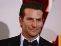 Bradley Cooper Pilih Kongko Usai Putus dari Irina Shayk
