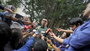 Nada Positif buat Tabung Pembatas Jalan Ridwan Kamil