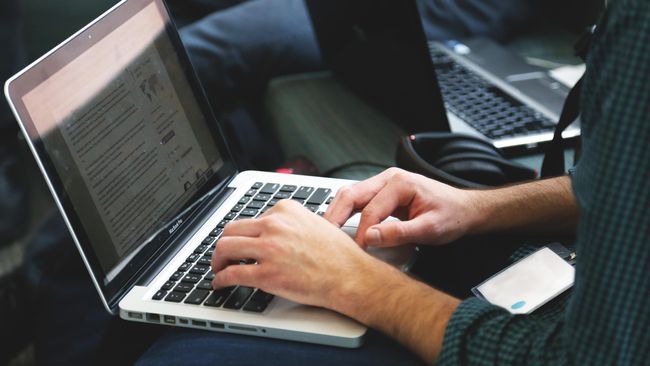 2014, Pengguna Internet Indonesia Capai 88,1 Juta