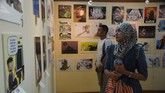 Berbagai karya seni kontemporer bertajuk Seni Lawan Korupsi digelar di Teter Kecil, Taman Ismail Marzuki, Jakarta Pusat, hari ini (5/3) sejak pukul 12.00 WIB hingga 22.00 WIB. (ANTARA FOTO/Hafidz Mubarak A./Rei/mes/15)