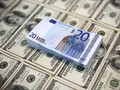 Krisis Anggaran Italia Taklukkan Euro dan Poundsterling