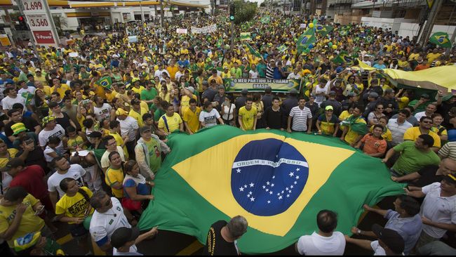 Capres Brasil Bolsonaro Ditikam Saat Sedang Kampanye