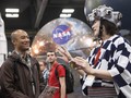 Beda Ambisi, AS Ingin ke Mars Eropa Dambakan Bulan