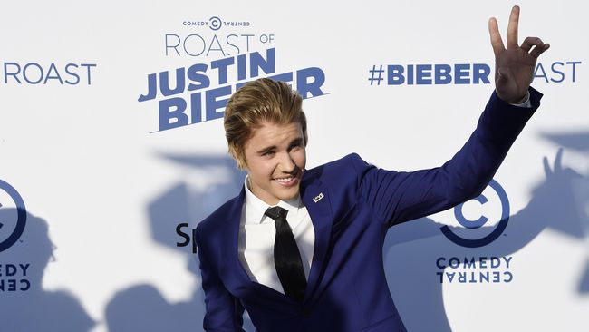 Justin Bieber dan Sofia Richie Berakhir setelah 6 Minggu