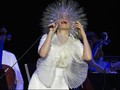 Bjork Rilis Album Mini 'Arisen My Senses'