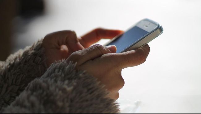 Amazon Garap Aplikasi Chat Pesaing WhatsApp