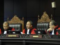 Patrialis: Pilkada dengan Dua Calon Pasangan Sudah Tepat