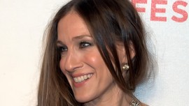 Sarah Jessica Parker Kenang 20 Tahun 'Sex and the City'