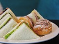 Paduan Mayones dan Selai Kacang dalam Sandwich