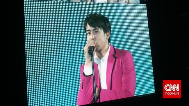 2PM, Kostum Panggung Segila Konsernya