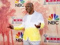 Mike Tyson Isap Ganja Raksasa Sepanjang 30 Sentimeter