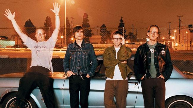 Bintang 'Stranger Things' Muncul dalam Video Musik Weezer