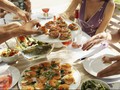 Tujuh Kesalahan Orang Saat Makan di Restoran