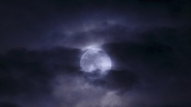 Malam Nanti Langit Indonesia Dihiasi Gerhana Bulan Sebagian