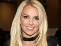 Britney Spears Pamer Perut Rata di Mana-mana
