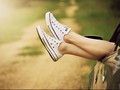Rahasia Mudah Membersihkan Sneakers Putih Seperti Baru