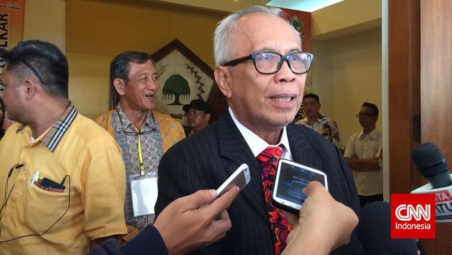 OC Kaligis Gugat Anies Baswedan untuk Pecat BW di TGUPP