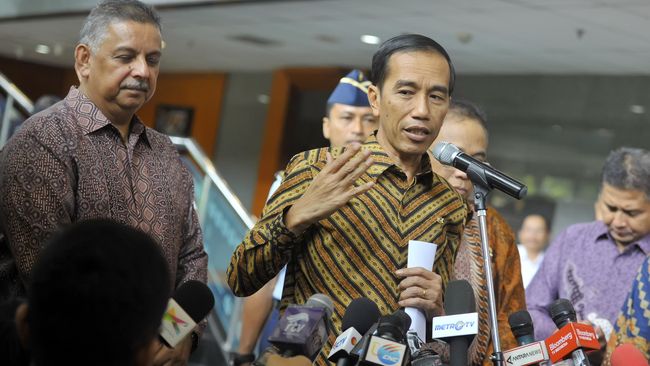 Jokowi Setrum 11 Ribu Rumah  Tangga  Tak Mampu di  Bekasi 