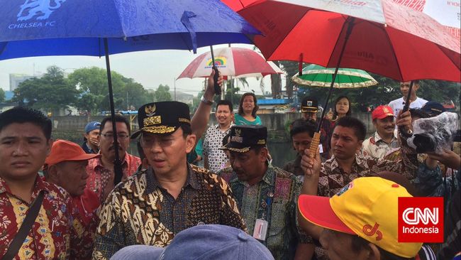 Gubernur Ahok Akui Suka Bir Pletok