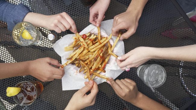 Unik, Menanam 'Kentang Goreng dan Saus Tomat' di Rumah
