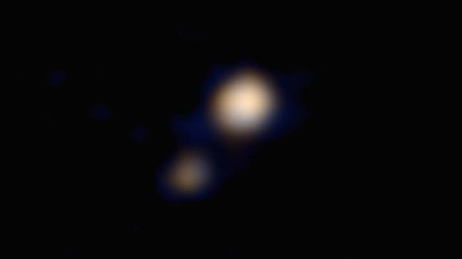Akhirnya, Inilah Foto Pluto Berwarna yang Pertama