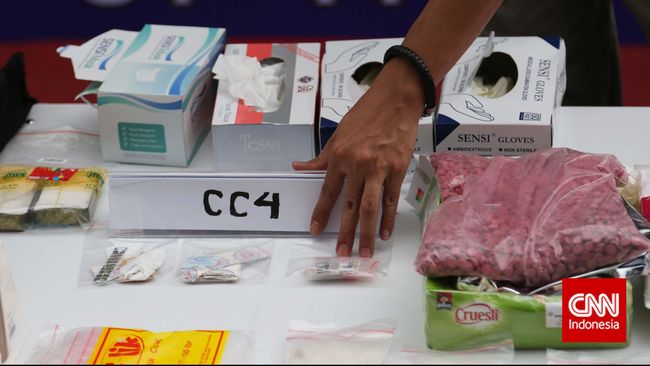 Perdebatan Arti Korban Napza dan Pengawasan Obat-obatan