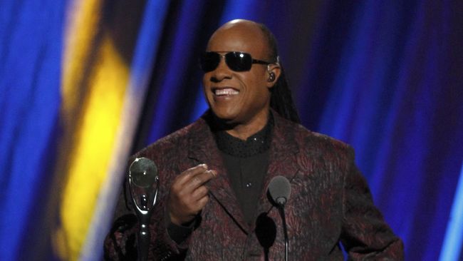 Stevie Wonder Jalani Transplantasi Ginjal Jelang Akhir Tahun