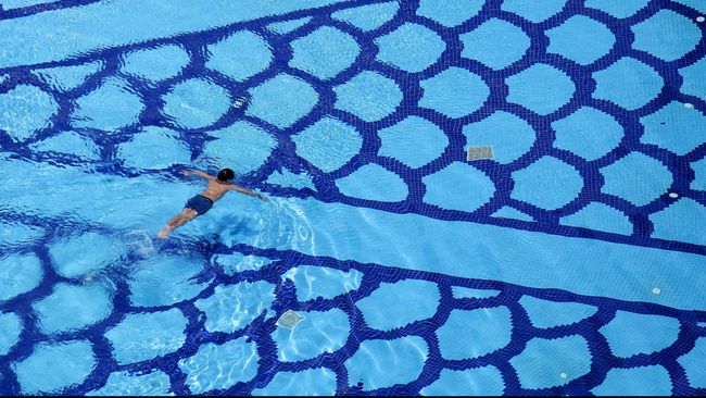 Berenang atau Menyelam Saat Puasa, Bisa Batalkah?