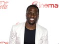 Kelar Tur, Kevin Hart Hadiahkan Mobil Antik untuk Tim