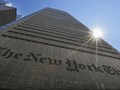 Foto Staf NY Times Meniru Adegan Pembunuhan Massal Tersebar