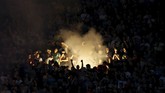 Laga antartim di kota Beograd, Red Star dan Partizan, selalu diwarnai dengan tensi tinggi dan juga kerusuhan suporter. Tak terkecuali derby yang berlangsung Sabtu (25/4) lalu.