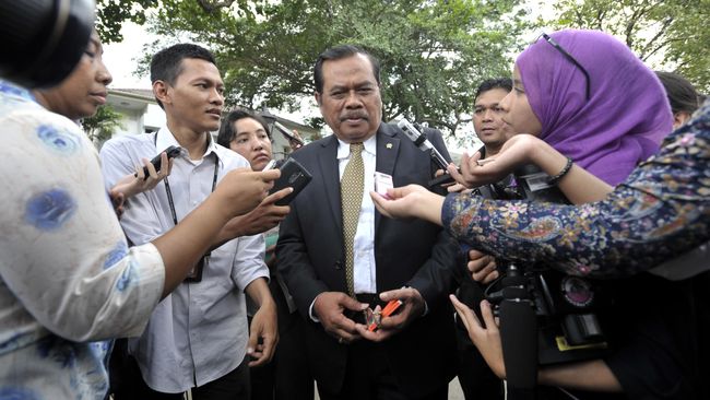 Jokowi Tak Jelaskan Pertemuan dengan Kerabat Buron Bank Bali