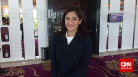 Dian Sastro Berburu Kuliner Indonesia di 'Aruna dan Lidahnya'