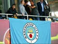Noel Gallagher Relakan Istrinya Untuk David Silva