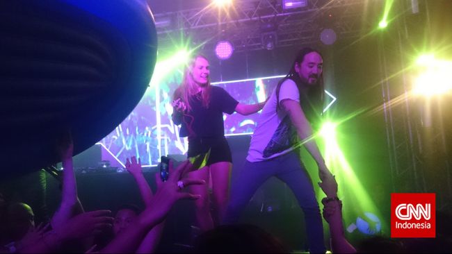 Romantisme Titanic ala Steve Aoki di DWP 2017