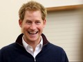 Pangeran Harry Disebut 'Rayu' Raja di Afrika demi Tunangan