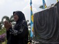 Mei 98, Kusmiati Pangku Jasad sang Putra yang Hangus Terbakar