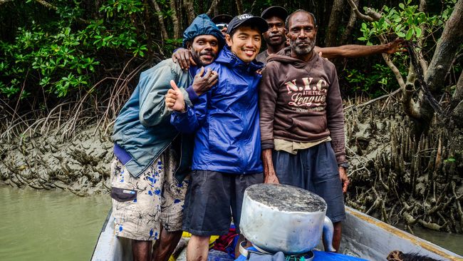 Agustinus Wibowo Menjamah Perbatasan Papua