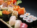 Cara Paling Paling Sehat Makan Sushi