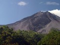 Pencarian Pendaki yang Jatuh ke Kawah Merapi Terkendala Cuaca